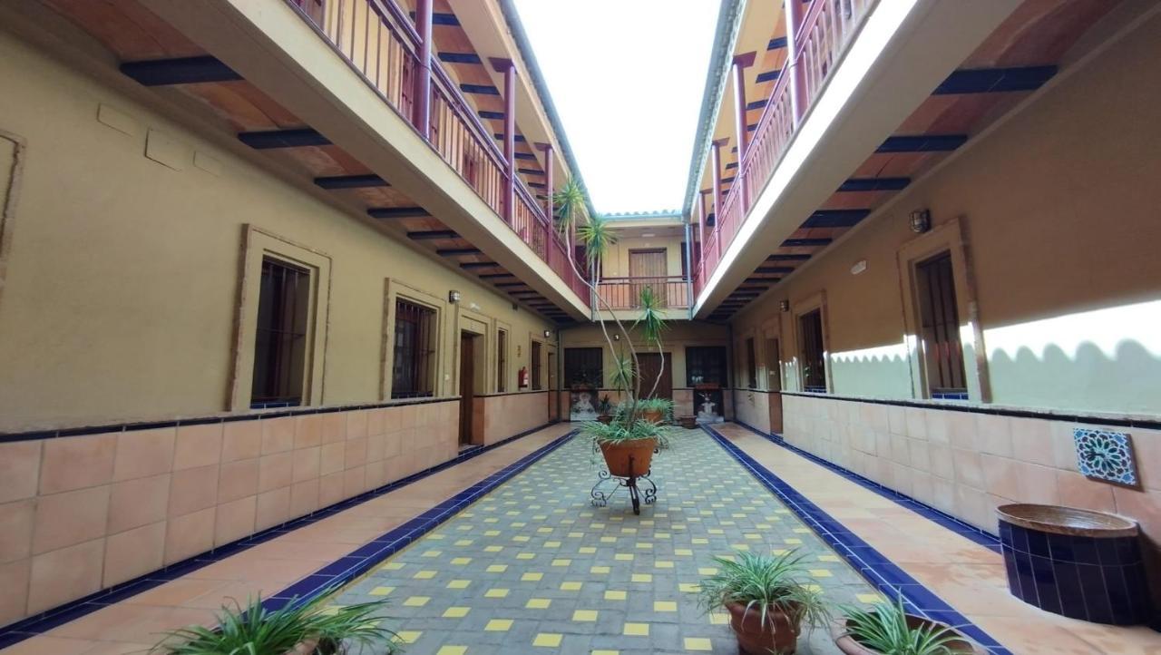 Macarena Muralla Encantada Apartment Sevilla Bagian luar foto